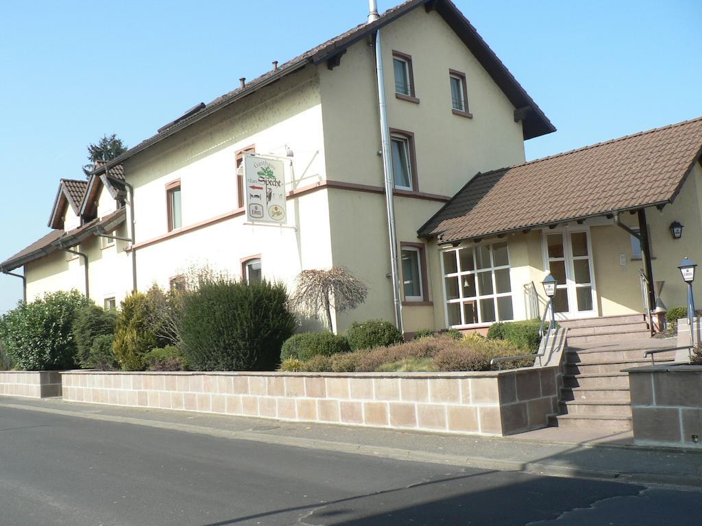 Gasthaus Zum Specht Hösbach Esterno foto