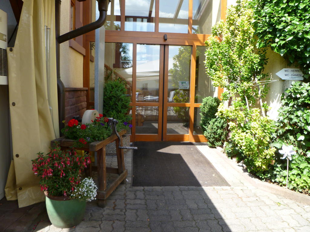 Gasthaus Zum Specht Hösbach Esterno foto