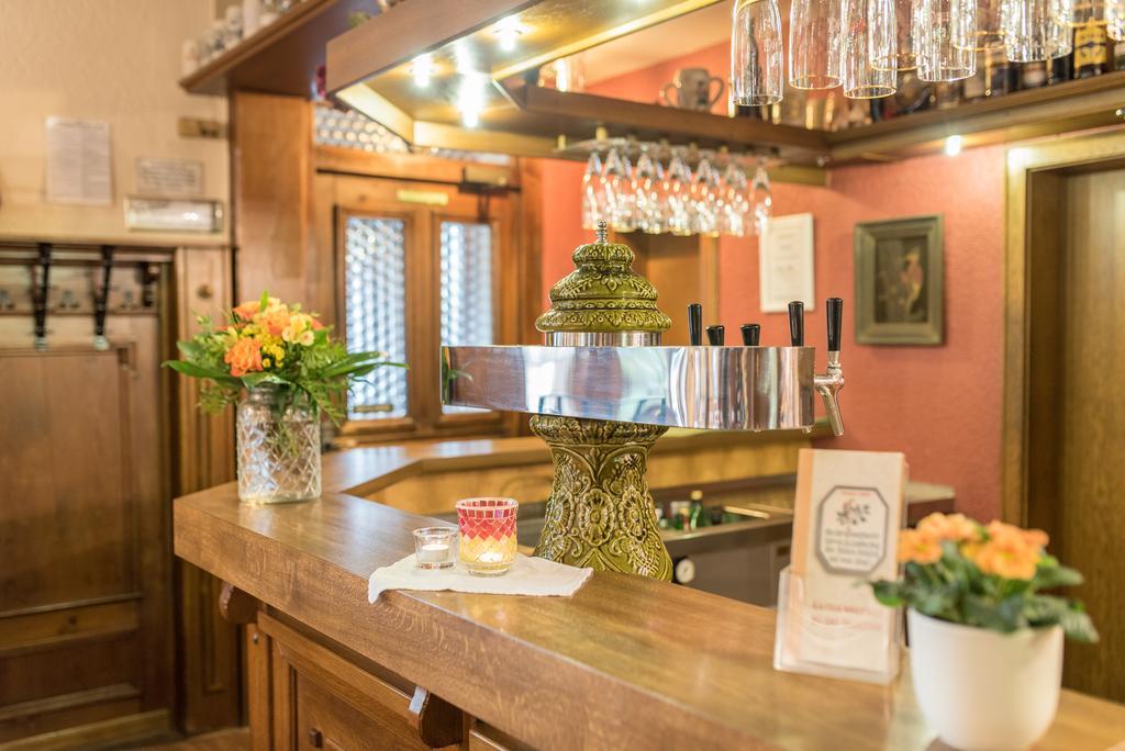 Gasthaus Zum Specht Hösbach Esterno foto