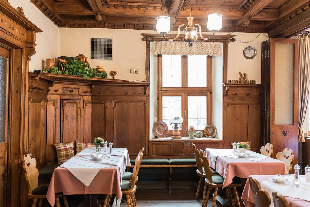 Gasthaus Zum Specht Hösbach Esterno foto